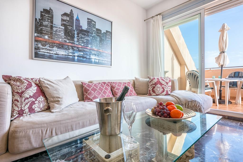 Carvajal Luxury Apartments - Free Parking Fuengirola Exterior foto