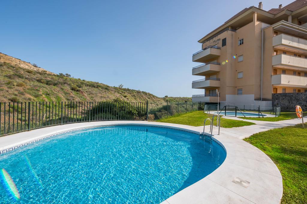Carvajal Luxury Apartments - Free Parking Fuengirola Exterior foto