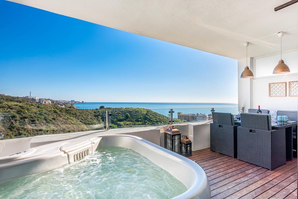 Carvajal Luxury Apartments - Free Parking Fuengirola Exterior foto