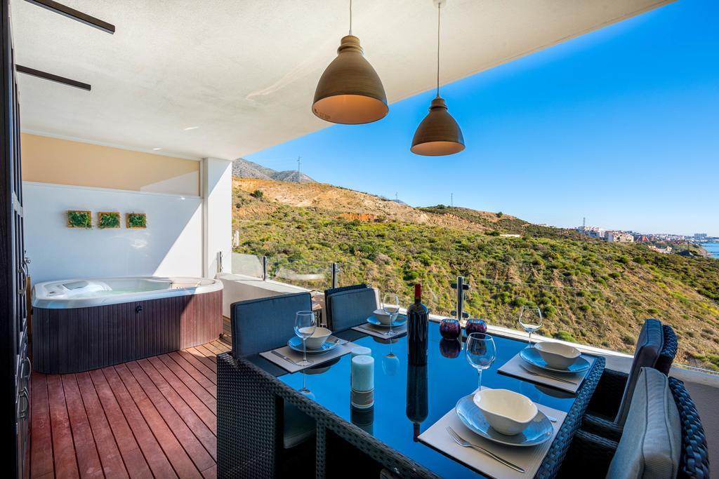 Carvajal Luxury Apartments - Free Parking Fuengirola Exterior foto