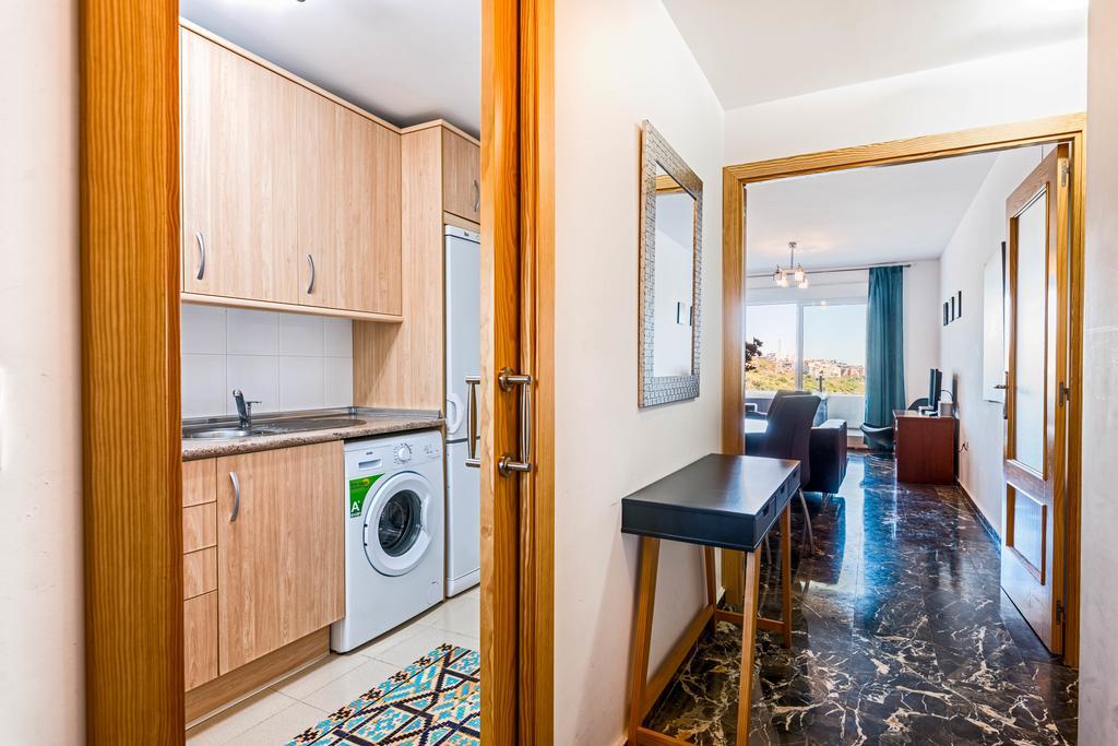 Carvajal Luxury Apartments - Free Parking Fuengirola Exterior foto
