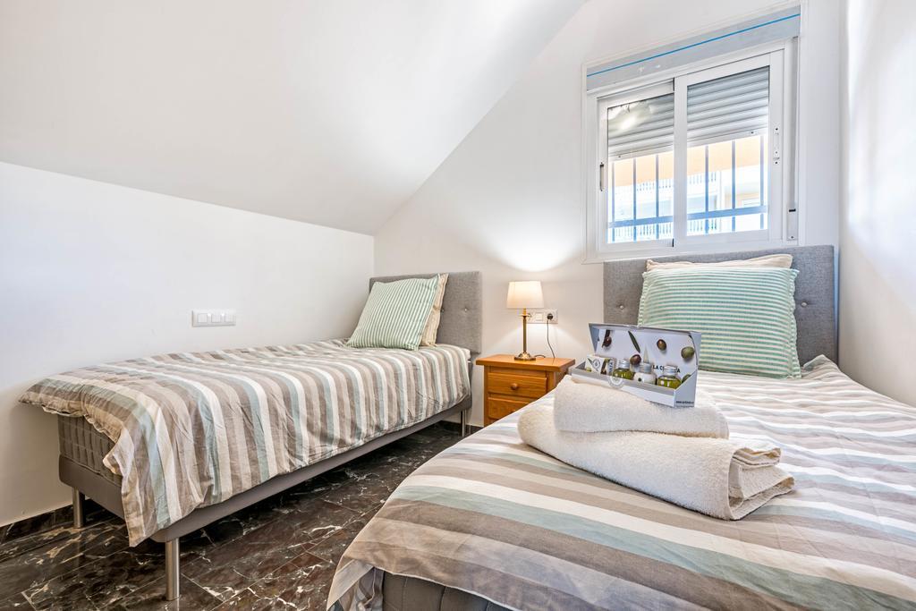 Carvajal Luxury Apartments - Free Parking Fuengirola Cameră foto